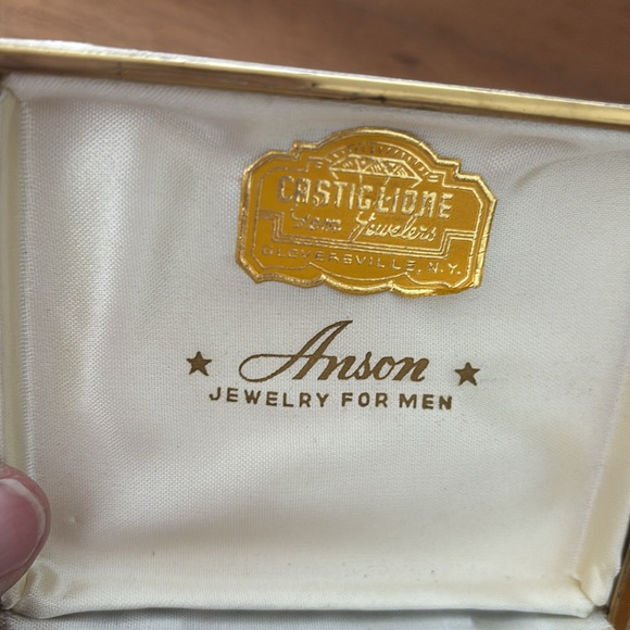 Gorgeous Anson tie bar and cufflinks set initials CPG - Picture 2 of 7